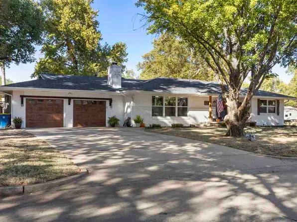 102 W Georgia Ave, Stillwater, OK 74075