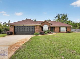 333 Clairemore Cir, Hinesville, GA 31313