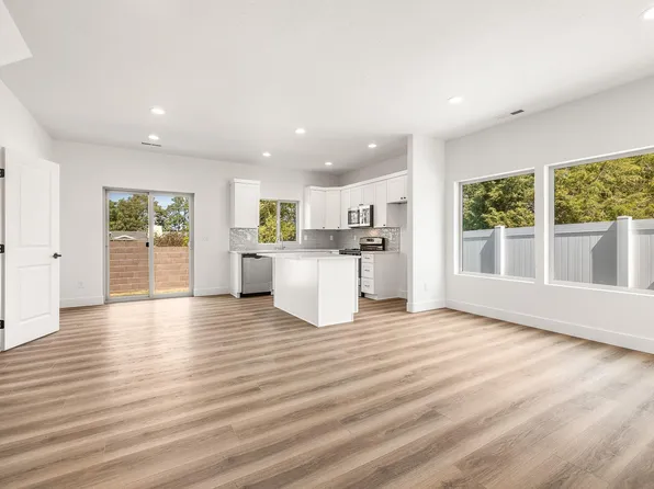 1031 S Underwood Pl, Kennewick, WA 99337