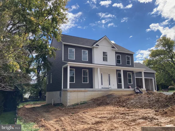 2835 Cub Hill Rd, Parkville, MD 21234