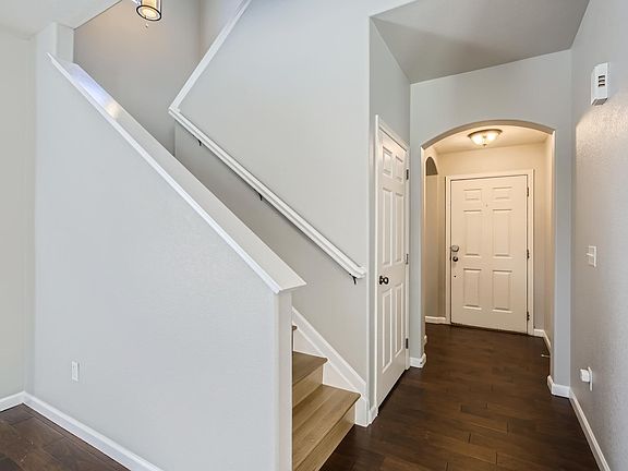 2nd image of 4633 Lucca Dr