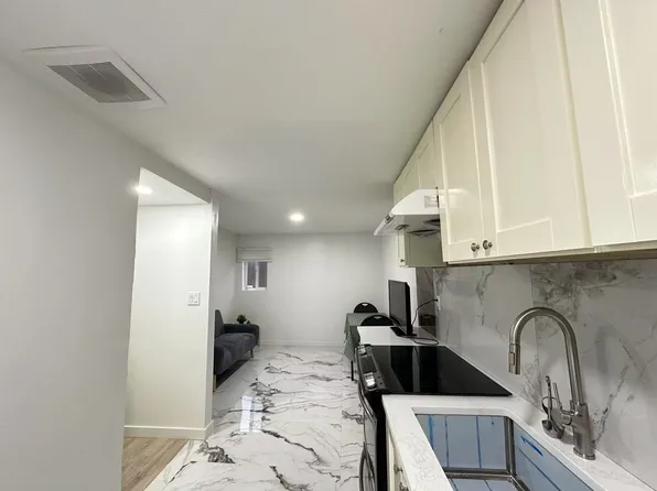 9640 Shell Rd, Richmond, BC