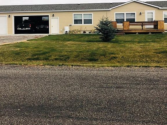 2nd image of 243 Briar Pl