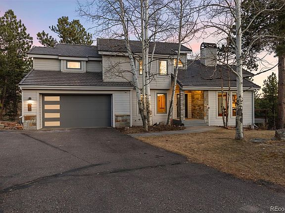 3rd image of 2122 Cramner Court