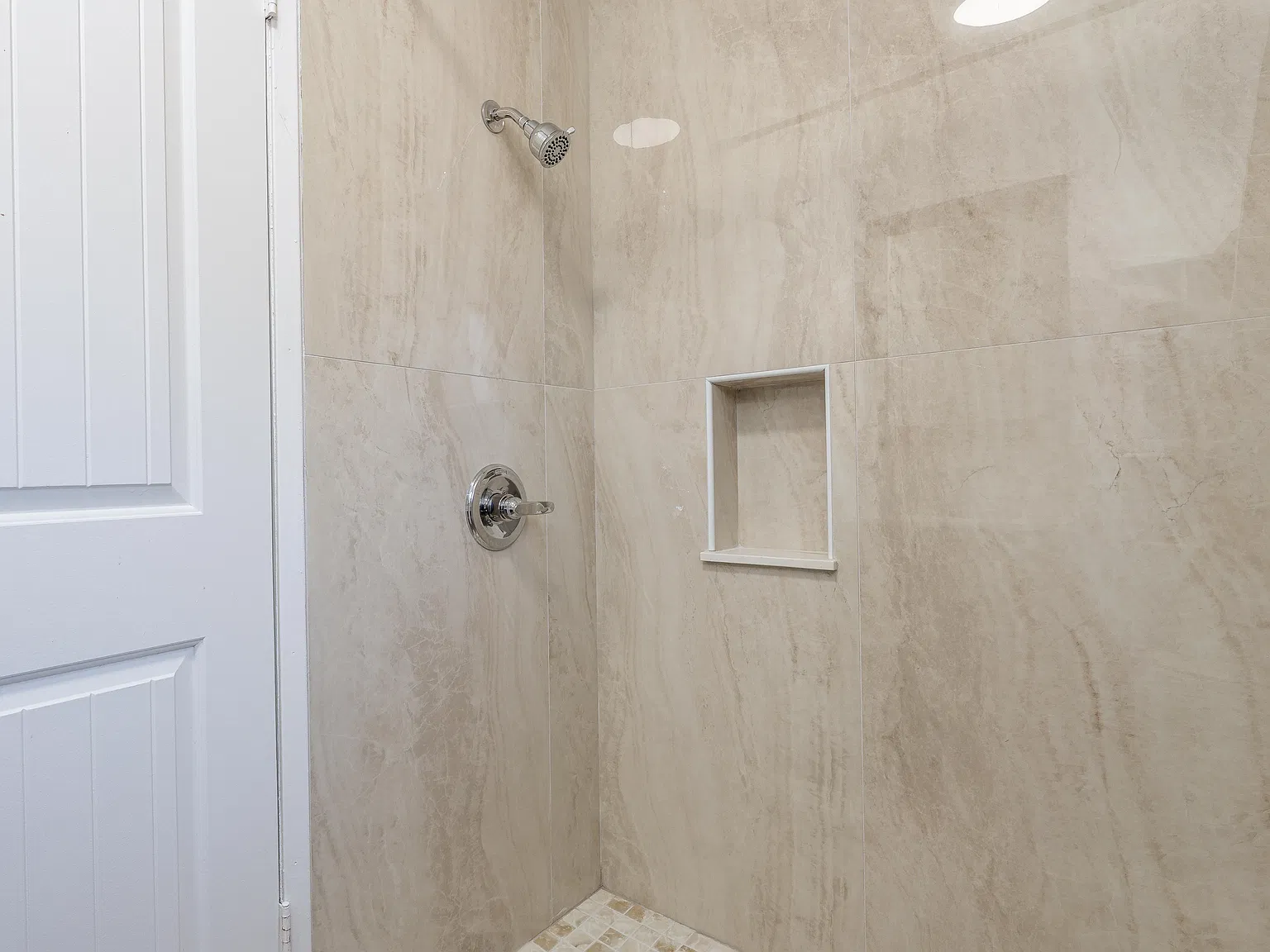 1 bed, 680 sqft, $2,000 — Photo 1