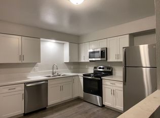 655 E 11th St, Reedley, CA 93654