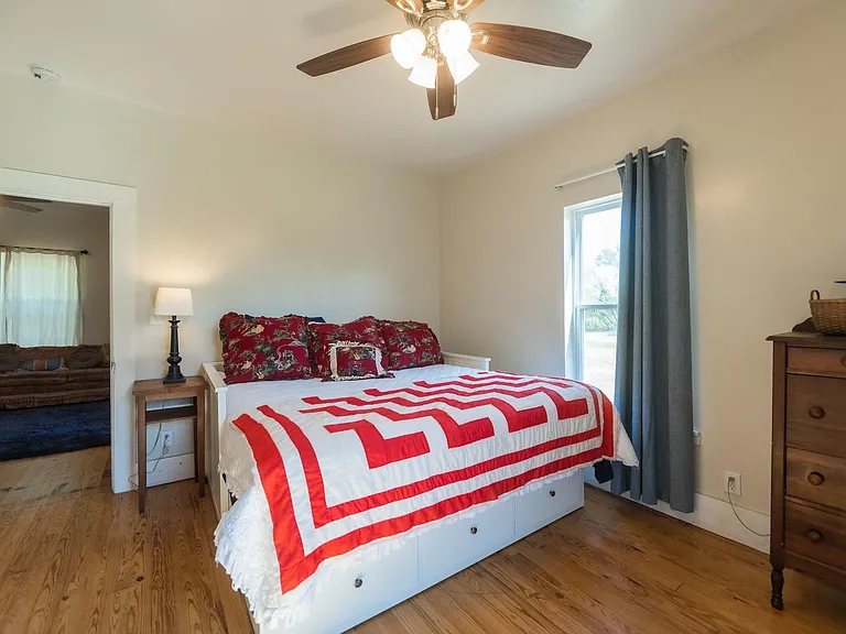 10682 Refinery Rd — Photo 12