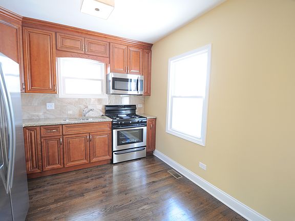 3rd image of 306 Englewood Ave