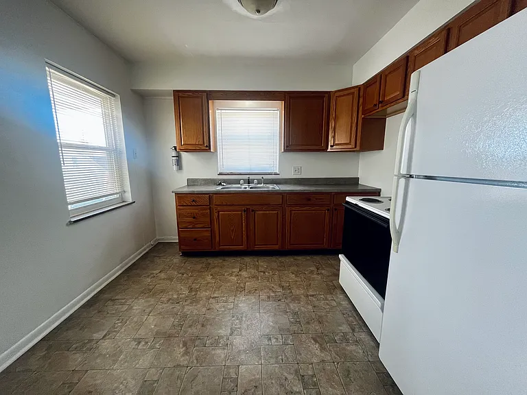 6466 Farmdale Rd #1 — Photo 3