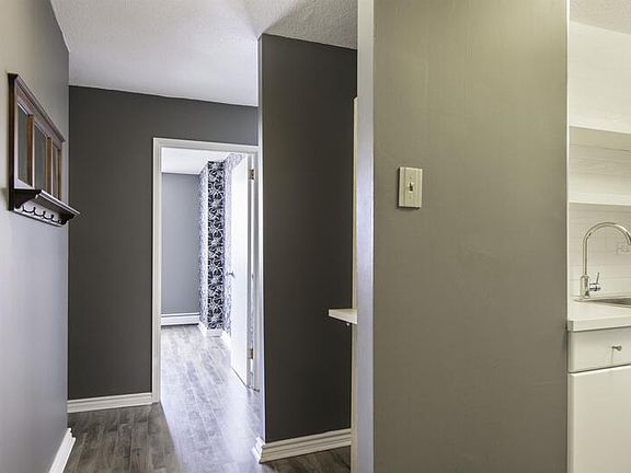 5th image of 9930 113th St NW #304