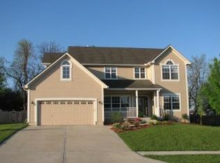 521 SW Stacey Dr, Lees Summit, MO 64082