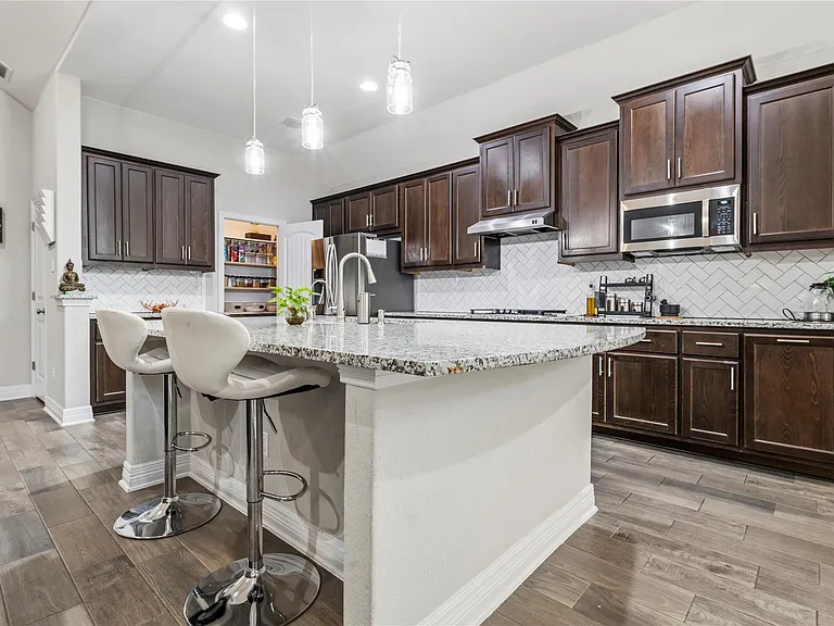 3013 Chalice Well Dr — Photo 15
