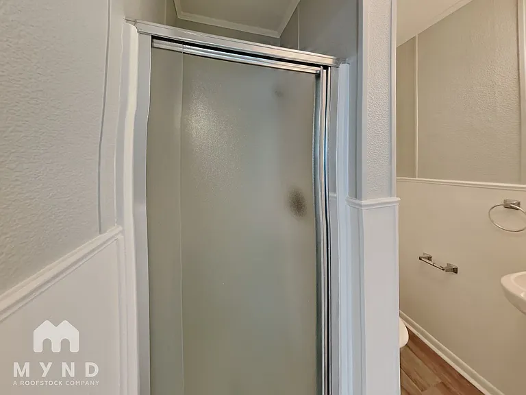 1207 Grace St — Photo 13