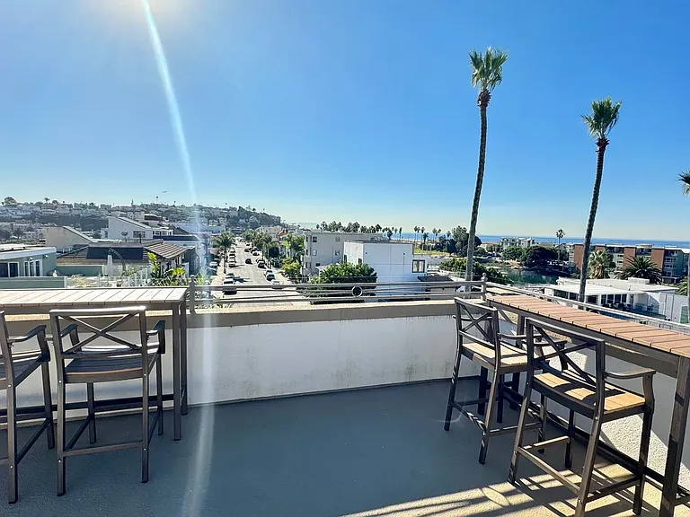 Laguna del Rey Apartments — Photo 23