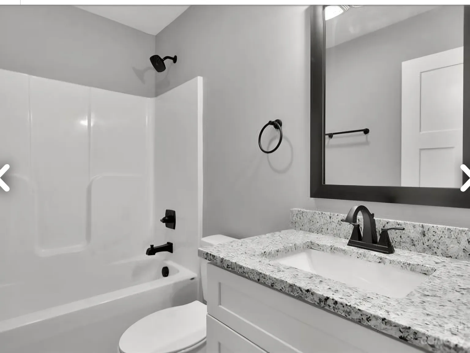 3 bed, 2.5 bath, 1340 sqft, $775 — Photo 3