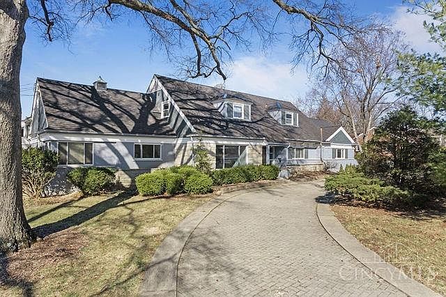 1st image of 7413 Willowbrook Ln