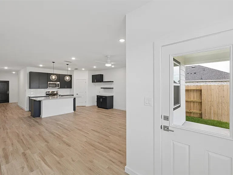556 Day Station Dr — Photo 13