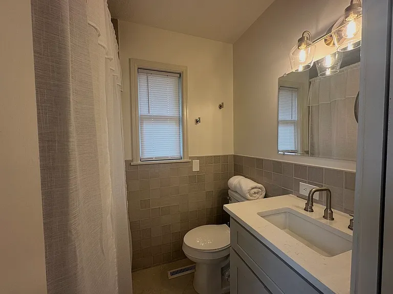 1612 E Frontier Dr — Photo 6