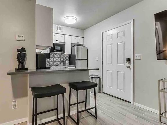 4th image of 11540 N May Ave APT 303E