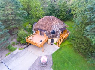 7811 Cedar Rd, Chesterland, OH 44026