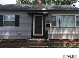 823 Whittier St, Wood River, IL