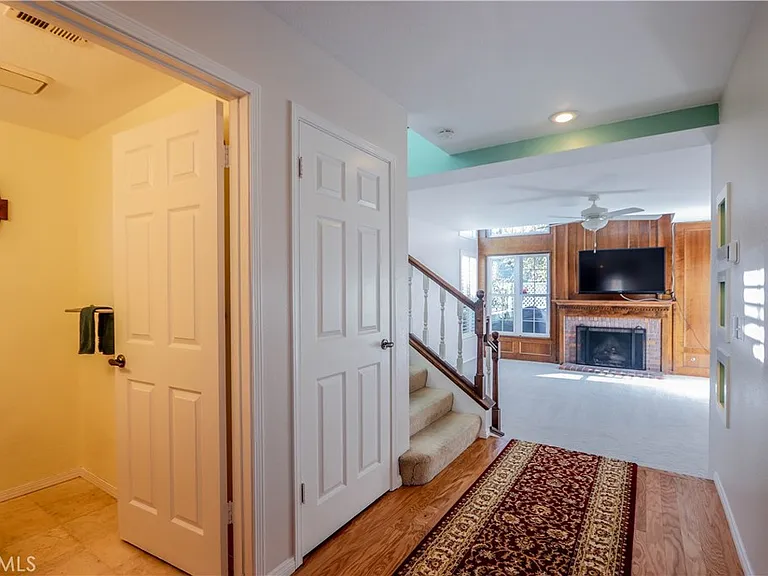 431 Cranston Ct #101 — Photo 6