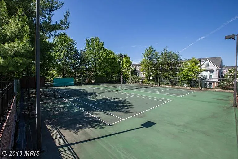 7500 Woodmont Ave #8 — Photo 21