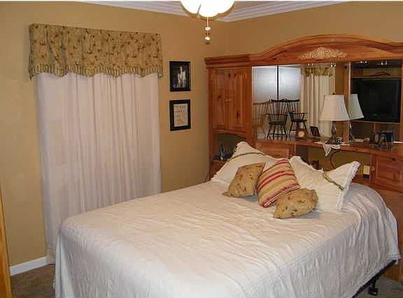 2nd image of 610 Brian Cir