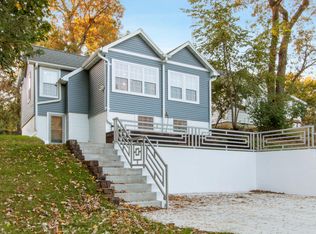 7820 Greendale Ave, Burlington, WI 53105