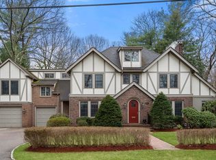 49 Whittier Rd, Wellesley, MA 02481