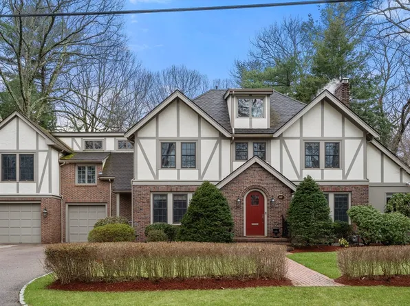 49 Whittier Rd, Wellesley, MA 02481
