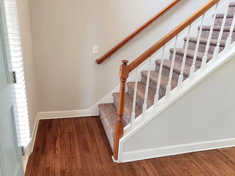 1352 Hearthstone Way NW — Photo 16