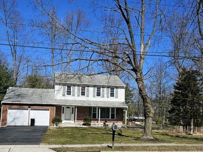 20 Brophy Dr, Ewing, NJ, 08638