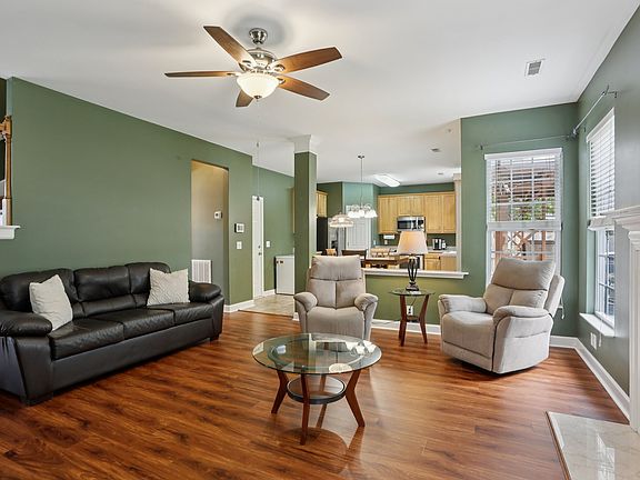 5th image of 1320 Autumn Springs Ln