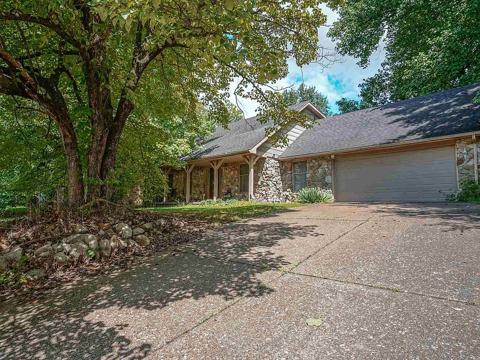 1st image of 5322 Oakwood Dr