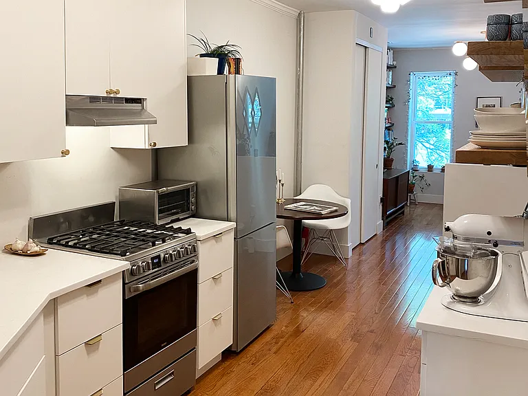 832 Classon Ave #2R — Photo 8