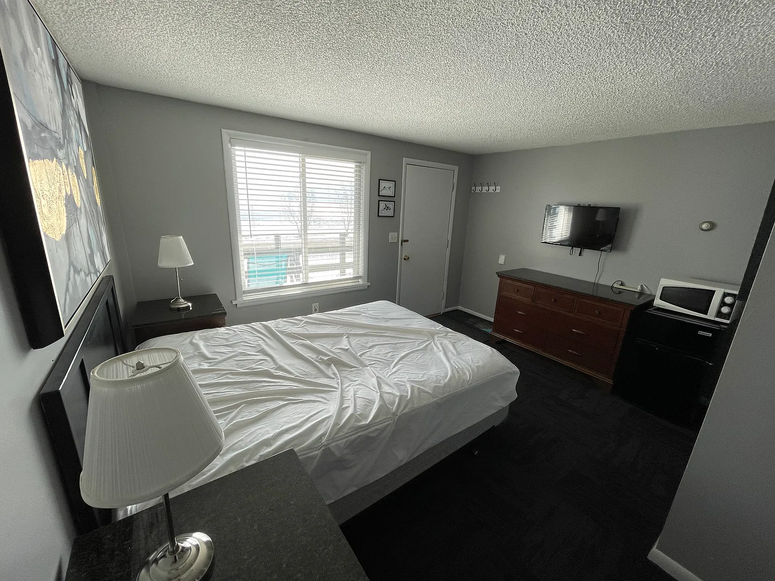 1 bed, 225 sqft, $850 — Photo 2