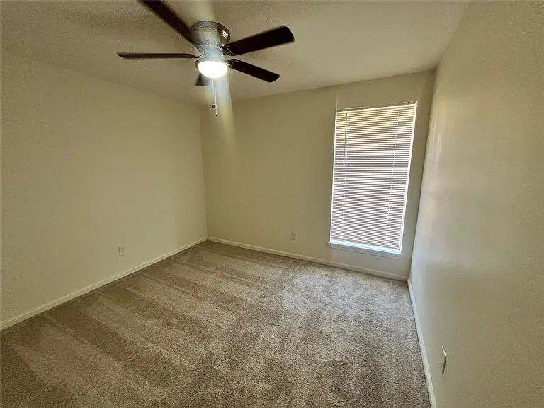 3538 Orange Grove Dr — Photo 12