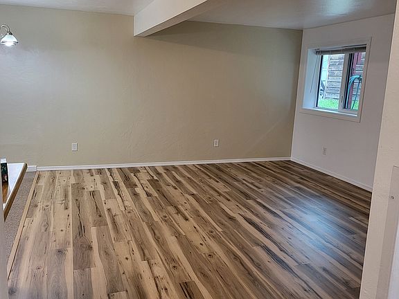 5th image of 1019 26th Ave #B