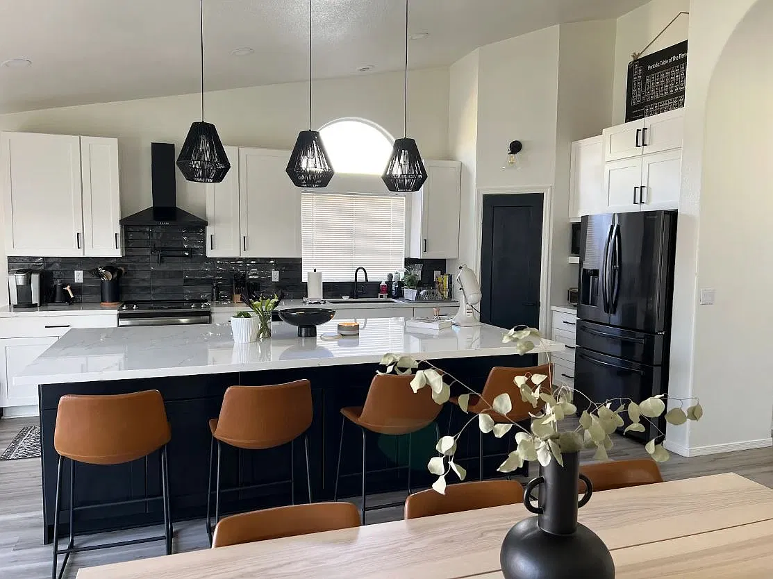 3 bed, 1660 sqft, $2,850 — Photo 2