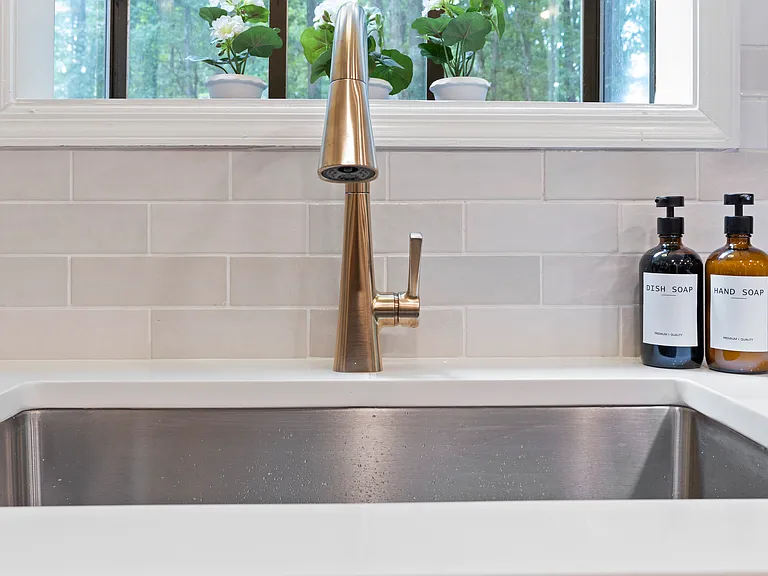 420 Cedar Ln — Photo 18