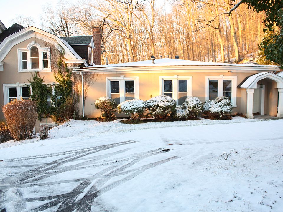 1st image of 6 Ross Ct #1