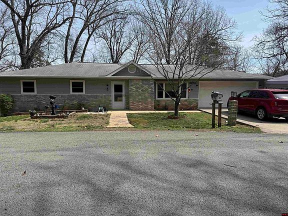 2nd image of 153 Cripple Creek Dr