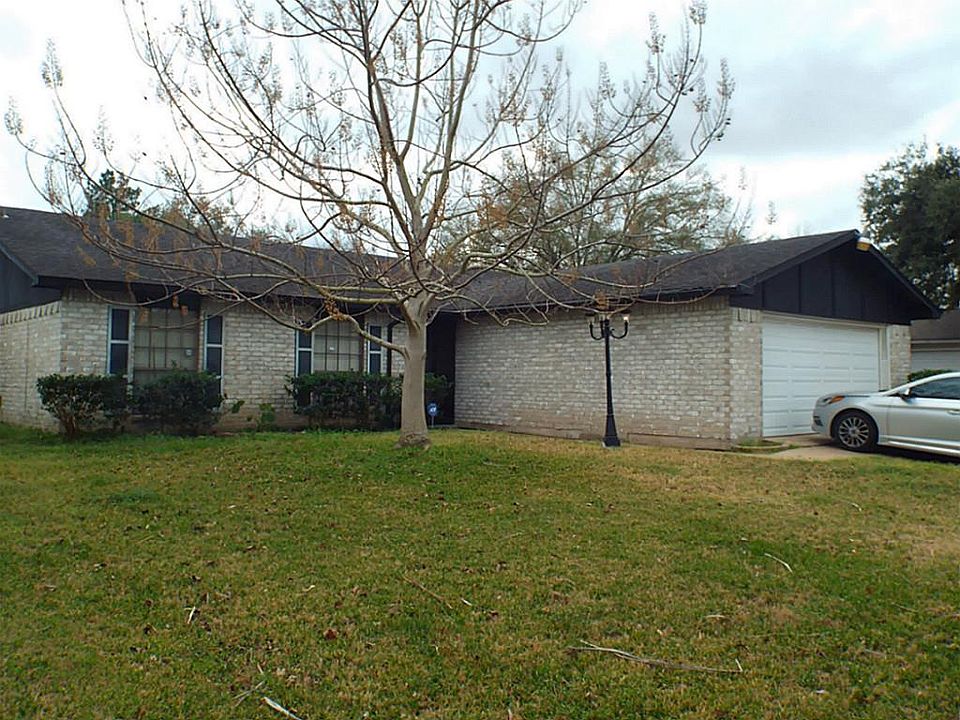 1st image of 16811 Clan Macgregor Dr