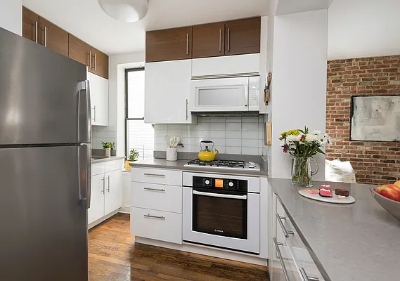 Sold by Compass | media 3