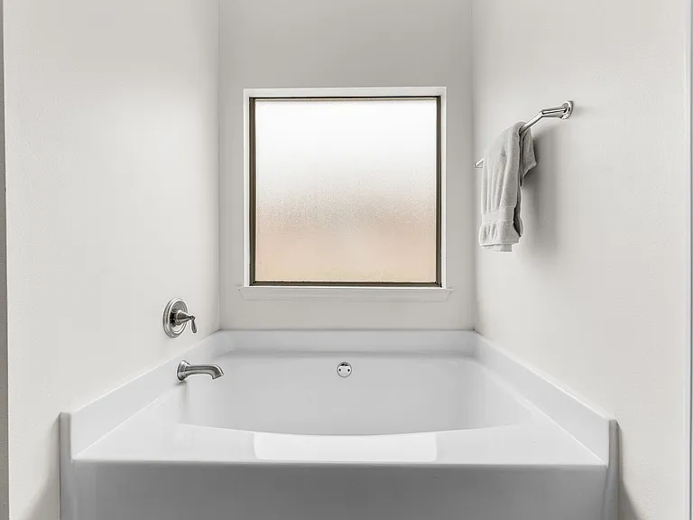 270 Whispering Lake Dr — Photo 30