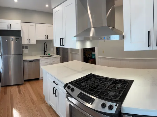 38 Hawthorne St #2, Somerville, MA 02144