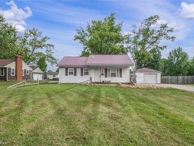 201 W Park Blvd, Medina, OH, 44256