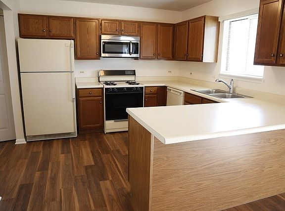 5th image of 263 Knoxbury Ct