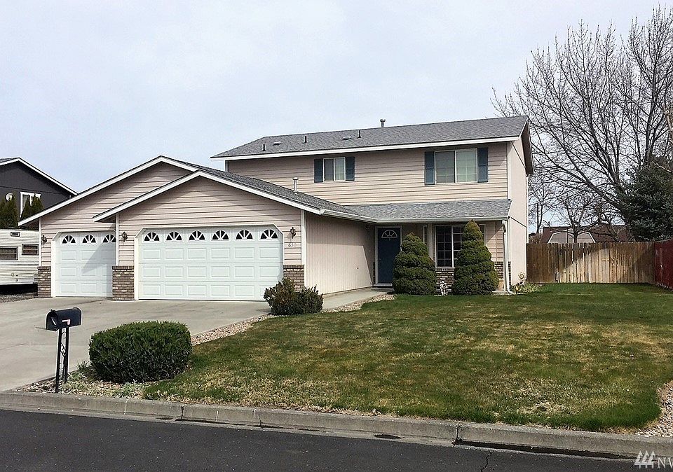 1st image of 630 N 10th Ave